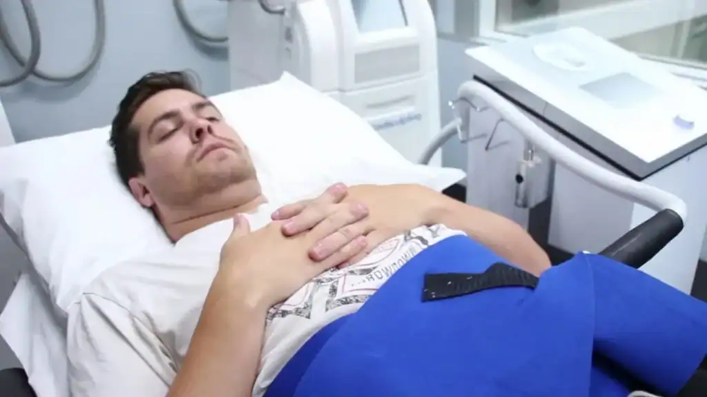 Transforming Bodies: Celebrity Success Stories and the Truth Behind Body Contouring 2 Image of male having body contouring Scottish treatment